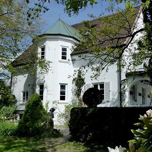 Am Eichholz Galerie&Art-Hotel
